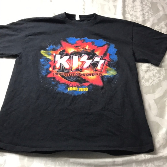 Other - Kiss 2010 T-shirt. Size L